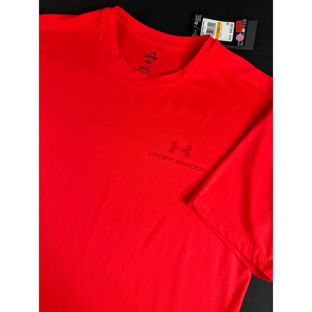Under Armour Rush Energy Mens Red Short Sleeve Training T-Shirt Small NWT